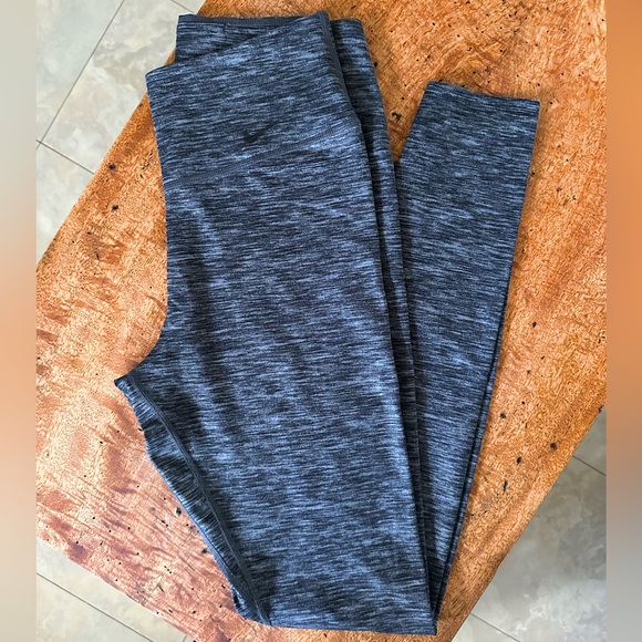 Nike Leggings • Size Small - Picture 1 of 1